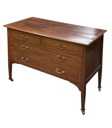 Chest Table With Wheels 1